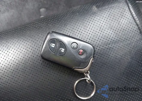 2011 Lexus Is 350 z USA, uszkodzony, nr VIN JTHCE5C26B5000470